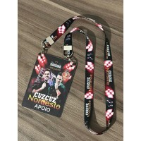 CREDENCIAIS / CRACHÁS PARA EVENTOS EM PVC 10×14 cm / COM CORDÃO PERSONALIZADO - 2 MOSQUETE